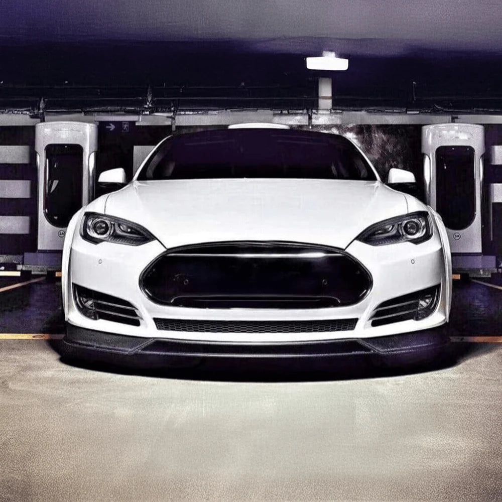 Tesla Model S Pre-Facelift carbon fibre full body kit V1 front view