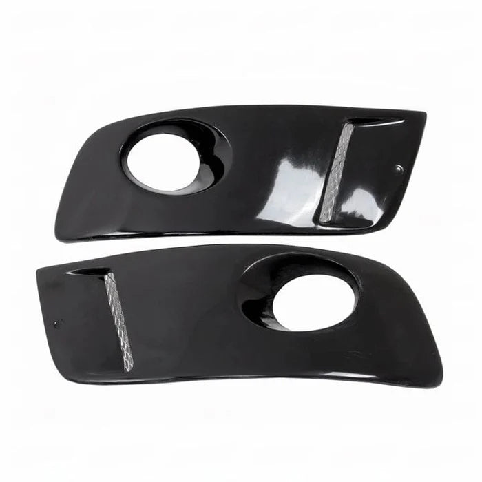 Carbon fibre front fog lamp trims for Golf GTI Mk5 V1