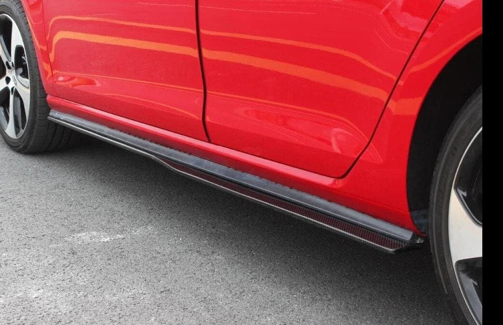 Golf GTD Mk7.5 carbon fibre side skirt installed