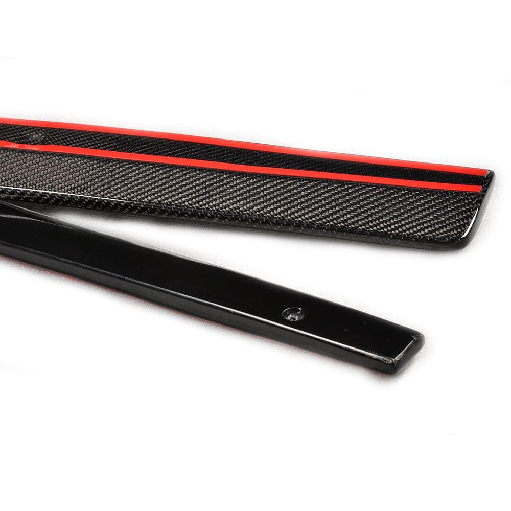 Golf GTI Mk7 side skirt close-up showing weave