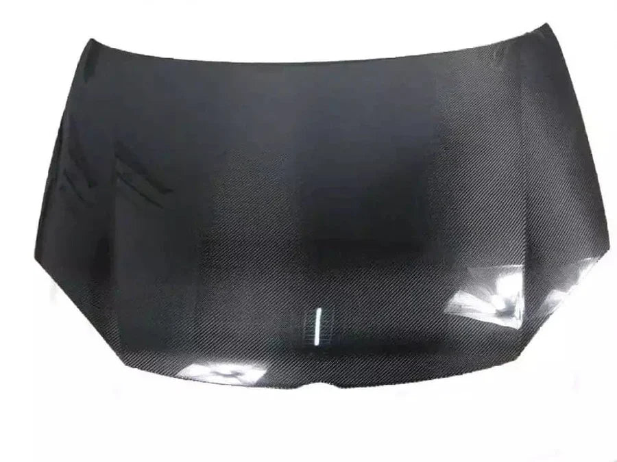 Carbon fibre bonnet replacement for Golf Mk5 SE GTI R32