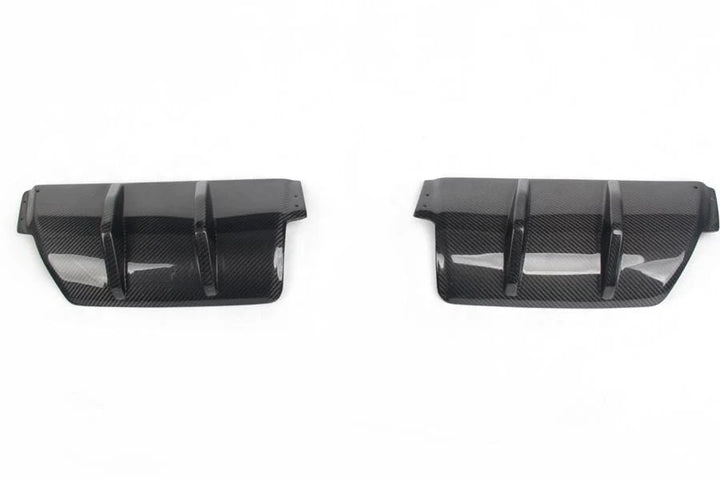 Carbon fibre rear diffuser corners for Golf R Mk6 V1