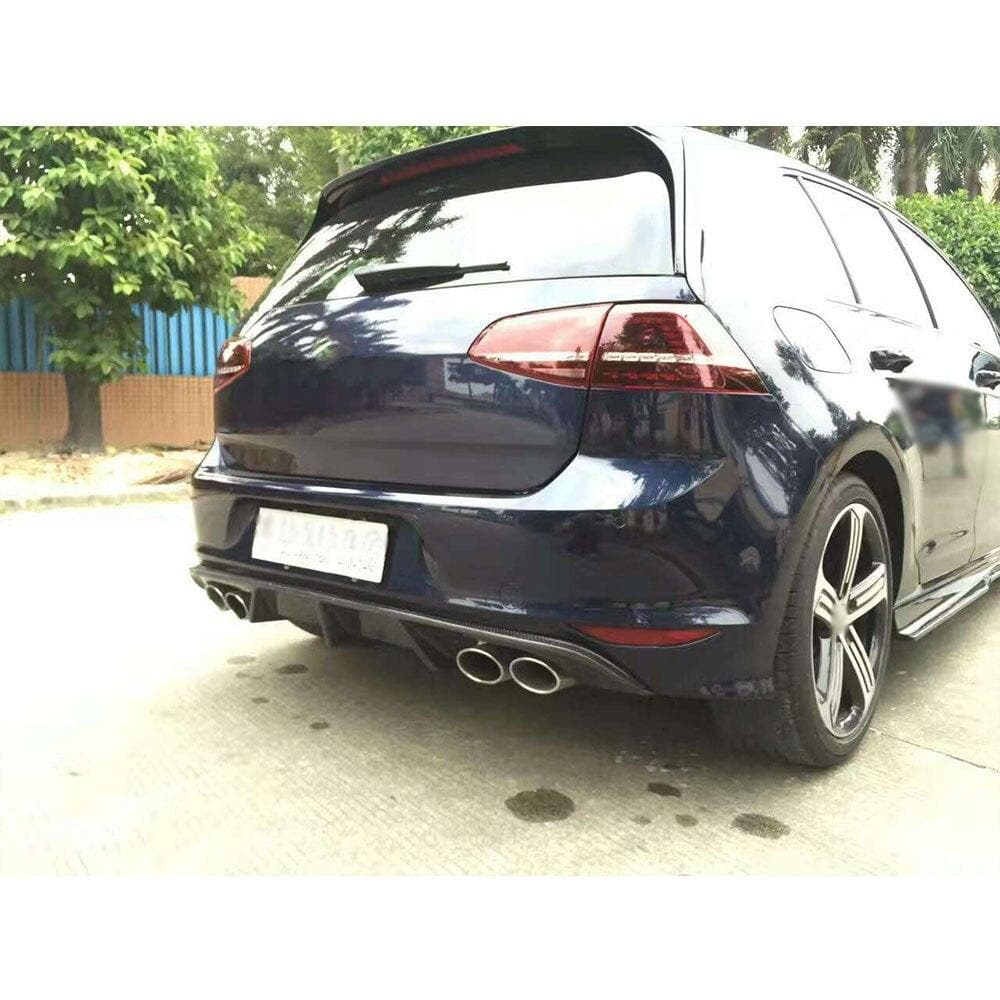 Golf R Mk7 rear bumper carbon fibre detail